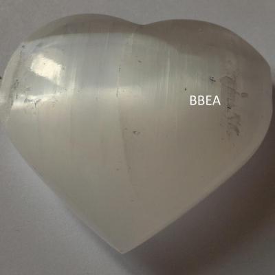 Coeur en selenite 6 5x6cm 101g