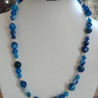 Collier agate teintee bleue 5 1