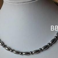 Collier hematite 17 1