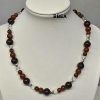 Collier jaspe brechia 1