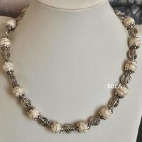 Collier magnesite