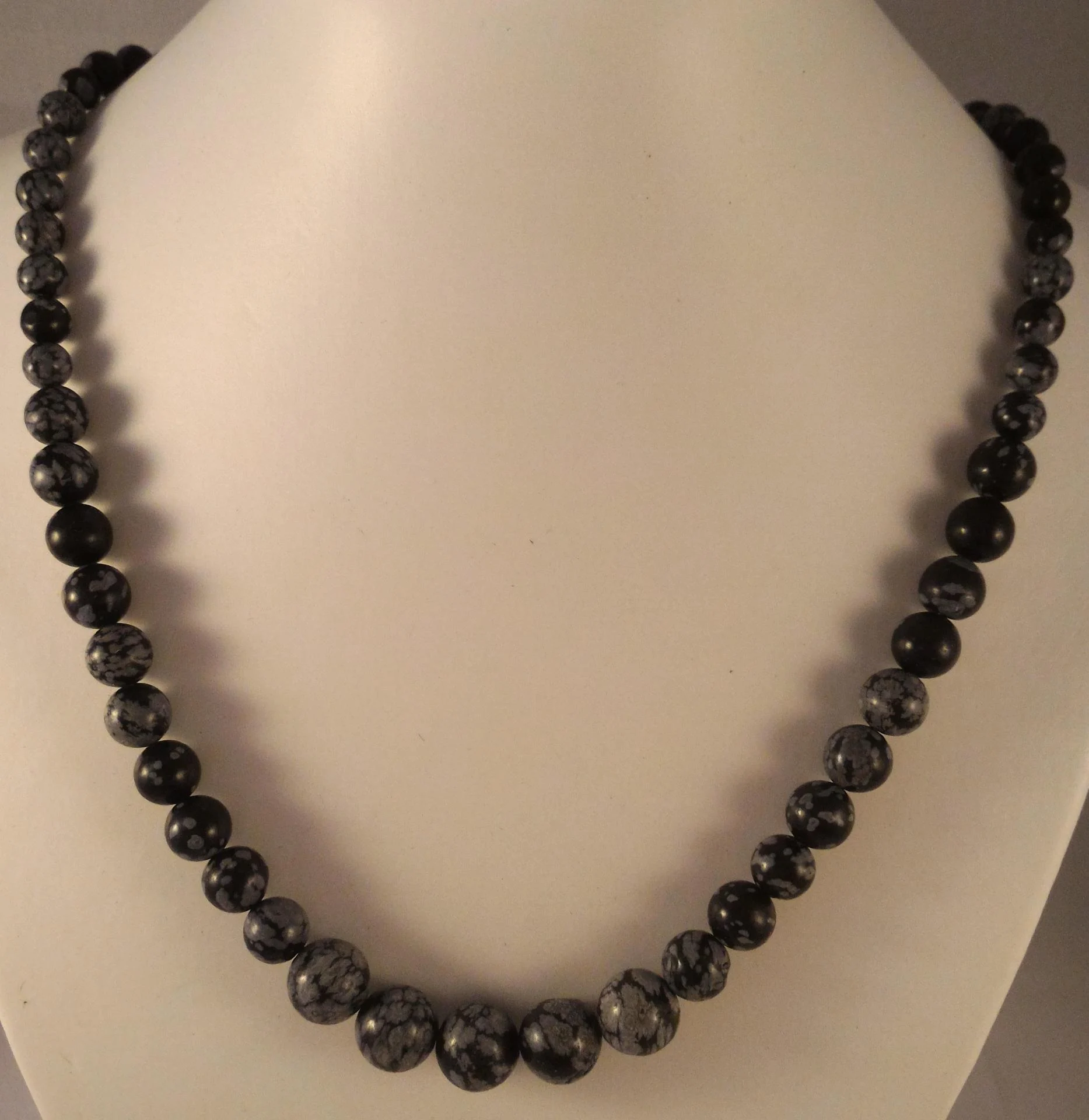 Collier obsidienne neige 6