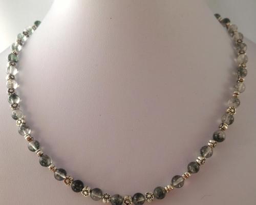 Collier quartz lodolite