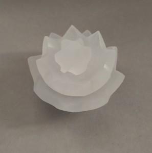 Fleur de lotus selenite 1 1