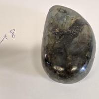 Labradorite 18