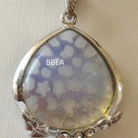 Pendentif opalite 1 4