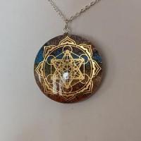 Pendentif orgonite 7 chakras 18 
