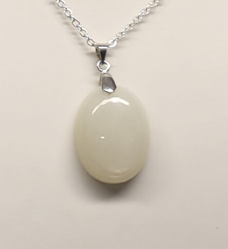 Pendentif pierre de lune