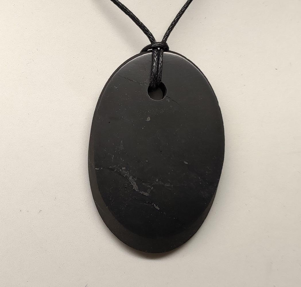 Pendentif shungite oval