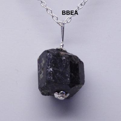 Pendentif tourmaline noire 3