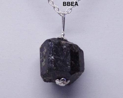 Pendentif tourmaline noire 3 
