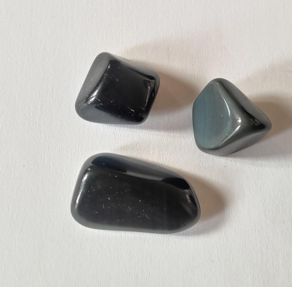 Pierre roulee oeil celeste 1